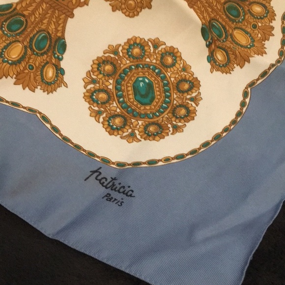 Patricia Paris large square scarf made in Italy 100% polyester. Blue white tan - Picture 2 of 5